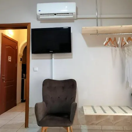 Anna דירה לימנאס