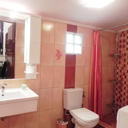 Anna דירה לימנאס