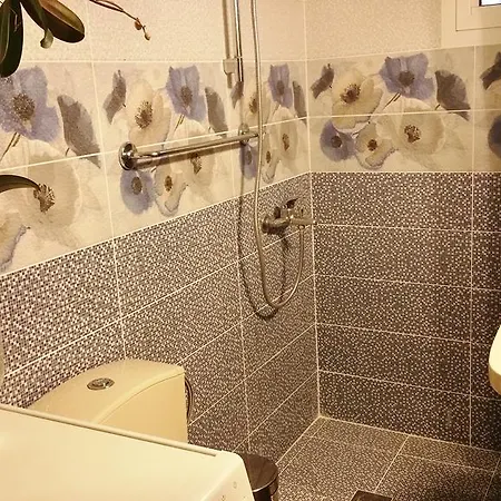 Anna * Limenas (Thasos)